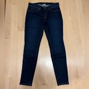 Duluth Trading Co Skinny Jeans 2 Short